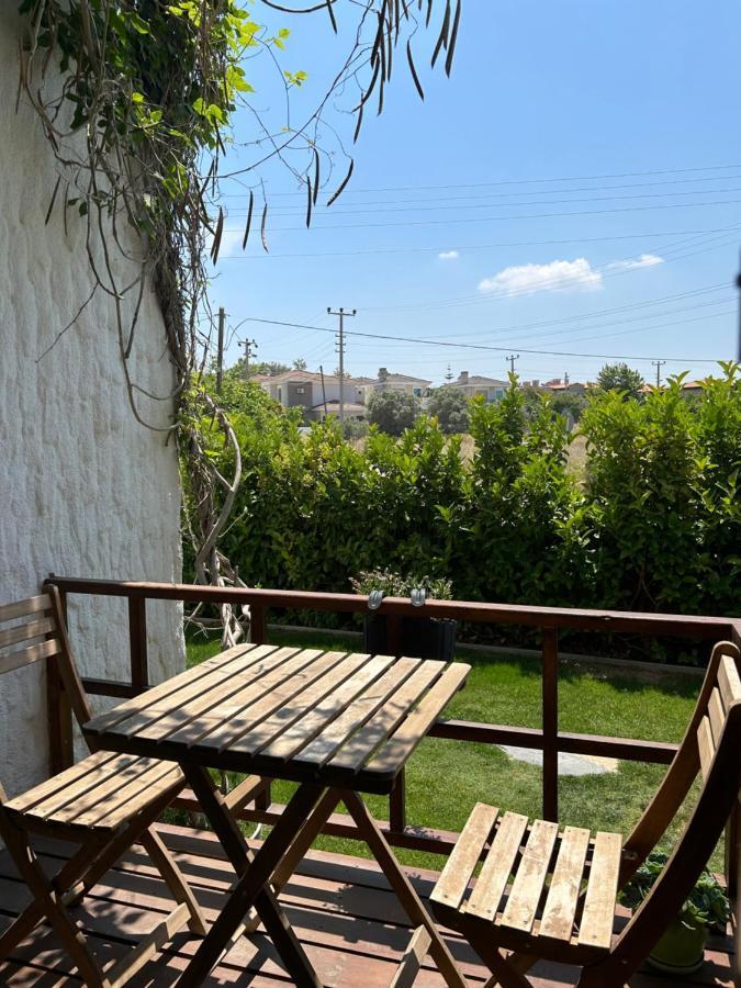 Pupa Alacati Butik Otel เซสเม ภายนอก รูปภาพ