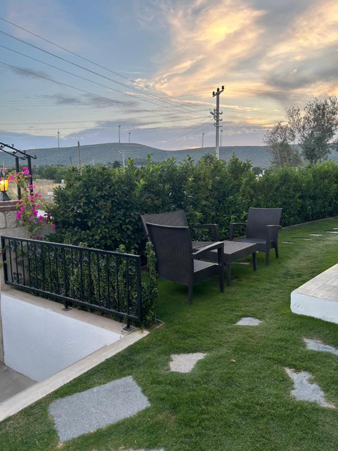 Pupa Alacati Butik Otel เซสเม ภายนอก รูปภาพ