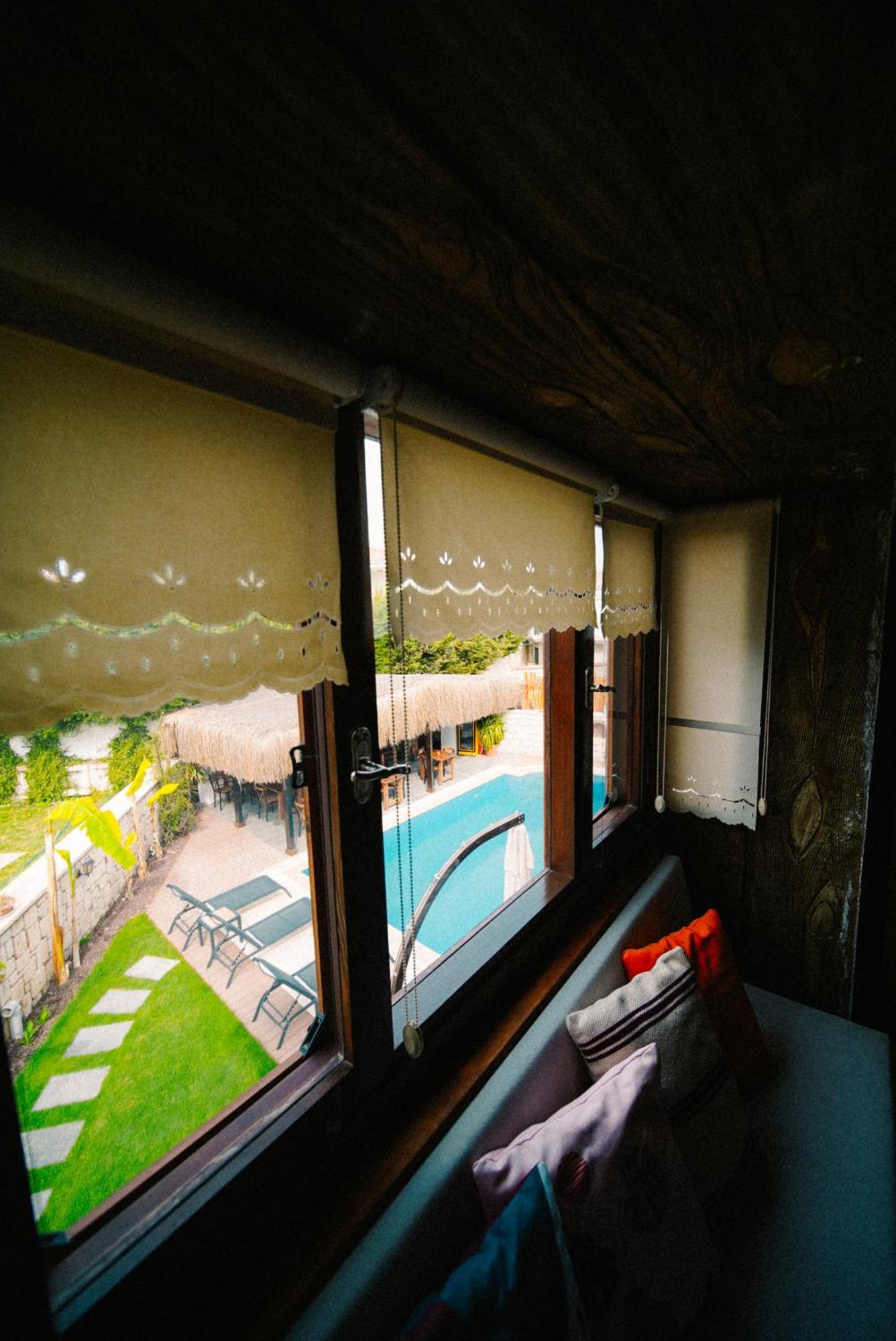 Pupa Alacati Butik Otel เซสเม ภายนอก รูปภาพ